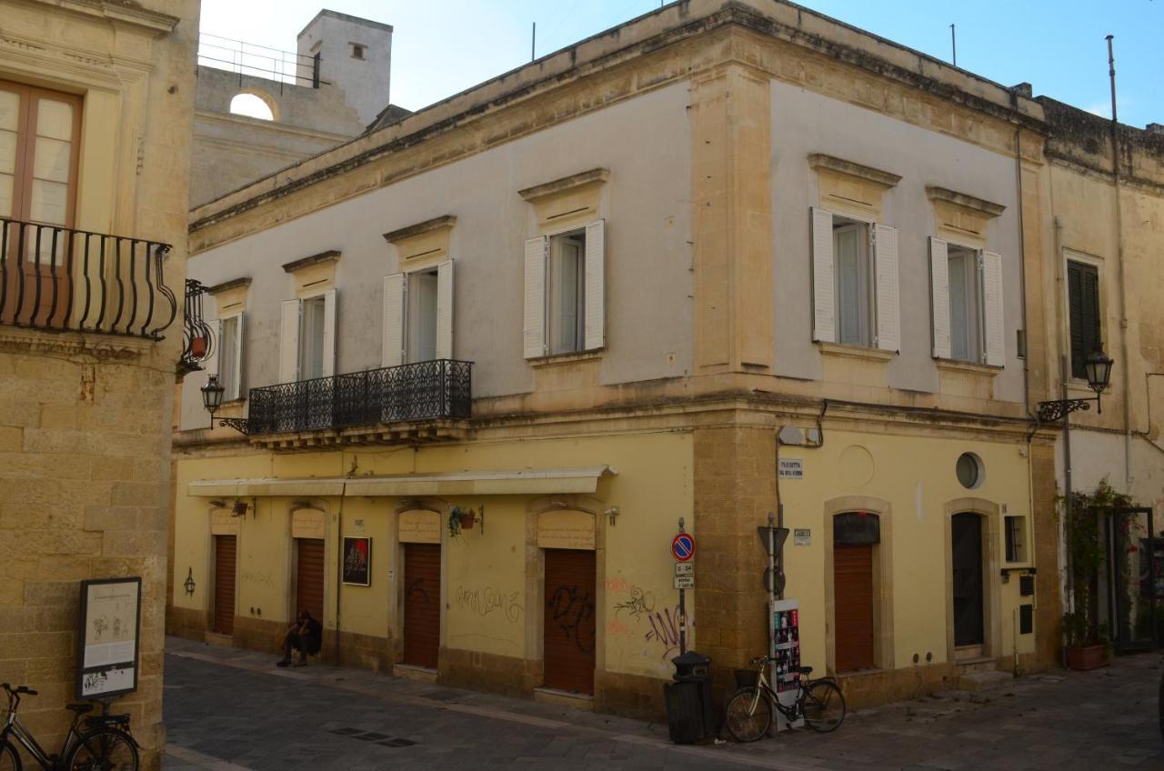 Le Tracce Bed and Breakfast Lecce Buitenkant foto